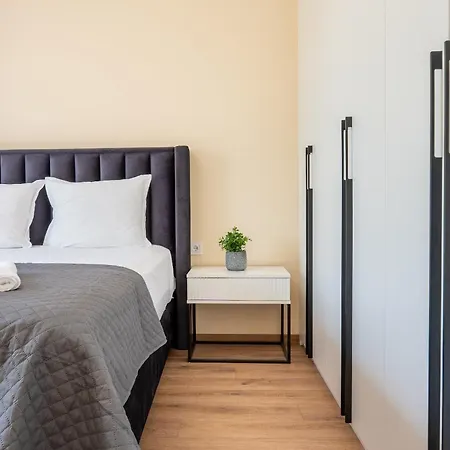 Apartment In Complex Elysia Garden *